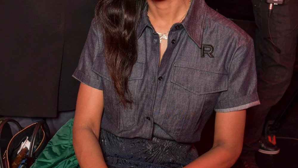 Vashtie Kola