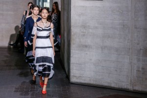 Roland Mouret RTW Spring 2018