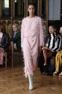 Sharon Wauchob RTW Spring 2018