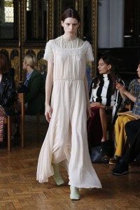 Sharon Wauchob RTW Spring 2018
