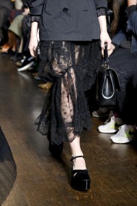 Details at Simone Rocha RTW Spring 2018