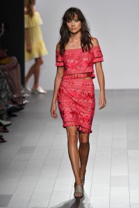 Tadashi Shoji RTW Spring 2018