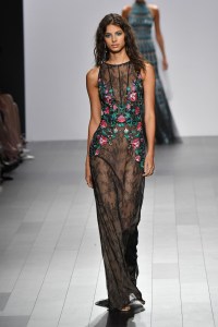 Tadashi Shoji RTW Spring 2018