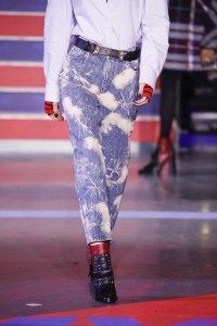 Tommy Hilfiger RTW Spring 2018