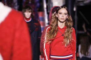 Tommy Hilfiger RTW Spring 2018