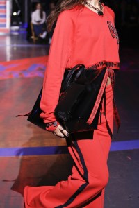 Tommy Hilfiger RTW Spring 2018