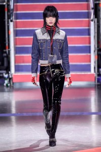 Tommy Hilfiger RTW Fall 2017