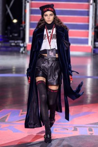 Tommy Hilfiger RTW Fall 2017