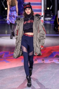 Tommy Hilfiger RTW Fall 2017