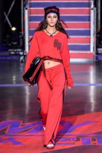 Tommy Hilfiger RTW Fall 2017