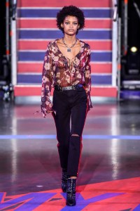 Tommy Hilfiger RTW Fall 2017