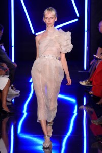 Emanuel Ungaro RTW Spring 2018