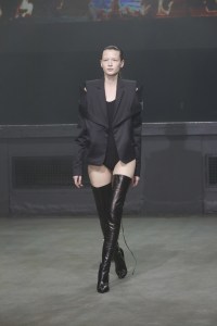 Unravel RTW Spring 2018