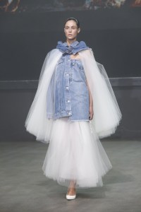 Unravel RTW Spring 2018