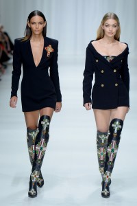 Versace RTW Spring 2018