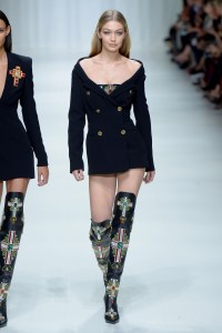 Versace RTW Spring 2018