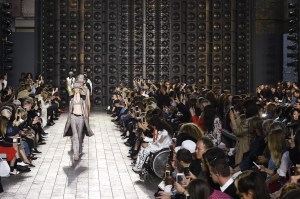 Versus Versace RTW Spring 2018