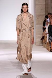 Victoria Beckham RTW Spring 2018