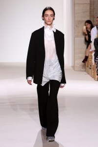 Victoria Beckham RTW Spring 2018