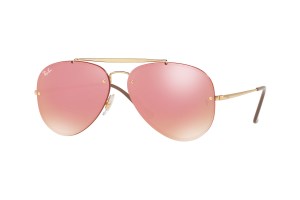 A look from Ray-Ban.