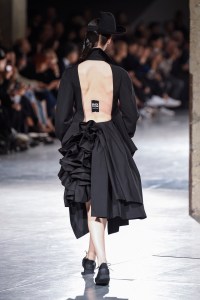 Yohji Yamamoto RTW Spring 2018