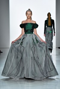 Zang Toi RTW Spring 2018