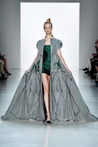Zang Toi RTW Spring 2018