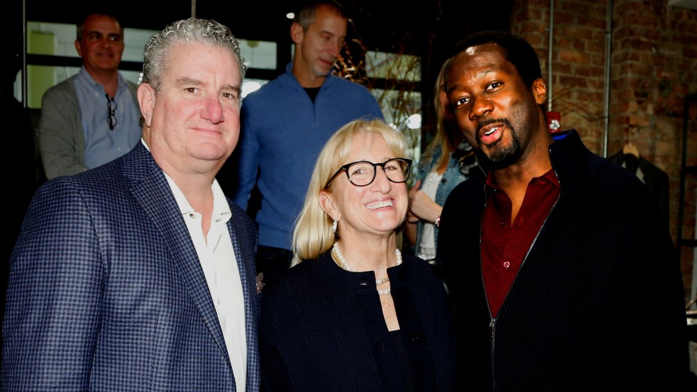 Rob and Suzy Donohue with Anson Carter