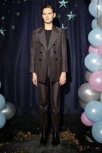 Alexa Chung RTW Fall 2017