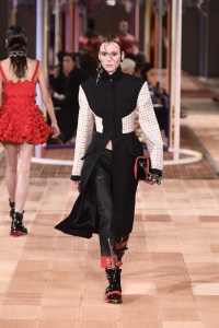 Alexander McQueen RTW Spring 2018