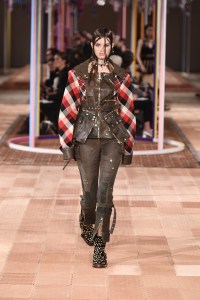 Alexander McQueen RTW Spring 2018