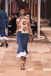 Alexander McQueen RTW Spring 2018