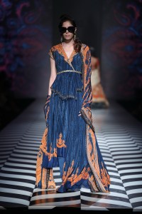 J J Valaya collection Spring 2018