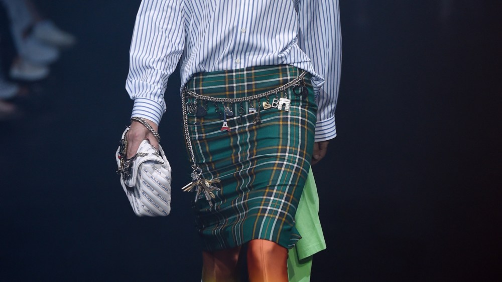 Balenciaga RTW Spring 2018