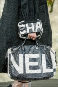 Details at Chanel RTW Spring 2018