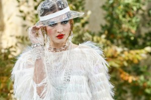Details at Chanel RTW Spring 2018
