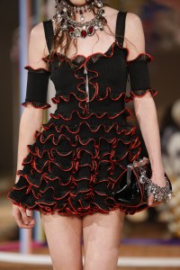Details at Alexander McQueen RTW Spring 2018