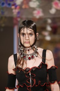 Details at Alexander McQueen RTW Spring 2018
