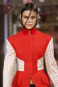 Details at Alexander McQueen RTW Spring 2018