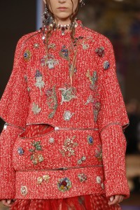 Details at Alexander McQueen RTW Spring 2018