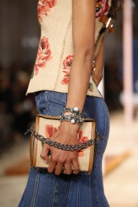Details at Alexander McQueen RTW Spring 2018