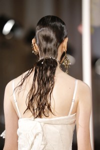 Details at Alexander McQueen RTW Spring 2018