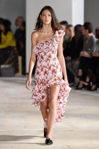 Giambattista Valli RTW Spring 2018