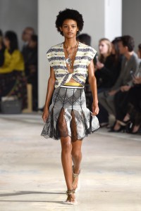 Giambattista Valli RTW Spring 2018