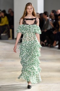 Giambattista Valli RTW Spring 2018