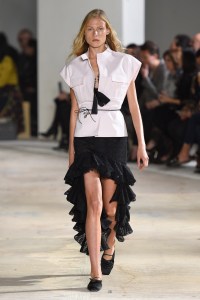 Giambattista Valli RTW Spring 2018