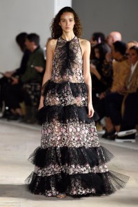 Giambattista Valli RTW Spring 2018