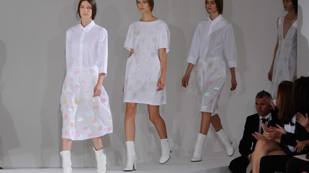 Models on the runway at Jil Sander's spring 2013 show.