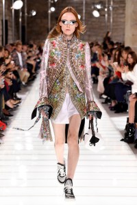 Louis Vuitton RTW Spring 2018