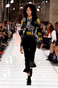 Louis Vuitton RTW Spring 2018